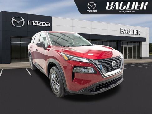 Used 2021 Nissan Rogue S image 1