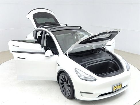 Used 2020 Tesla Model Y Performance image 21