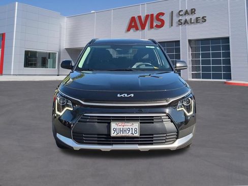 Used 2025 Kia Niro LX FWD image 2