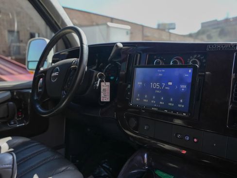 Used 2012 GMC Savana 1500 RWD image 26
