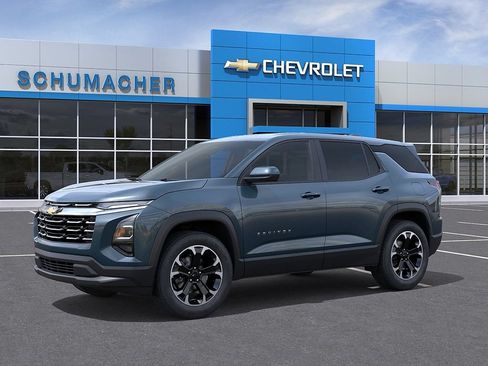 New 2026 Chevrolet Equinox LT w/ Convenience Package II AWD/4WD image 2