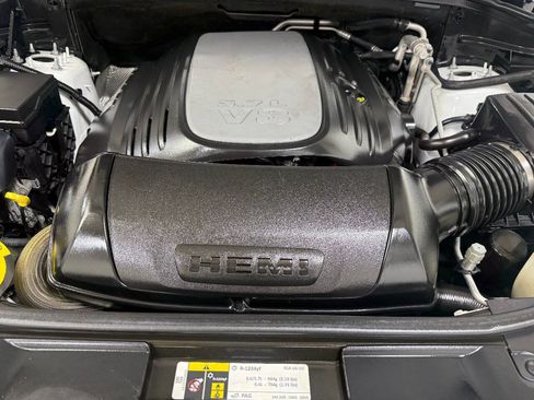 Used 2019 Dodge Durango R/T w/ Blacktop Package AWD/4WD image 81