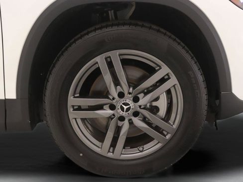 New 2026 Mercedes-Benz GLA 250 image 11