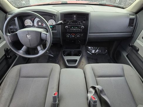 Used 2006 Dodge Dakota ST image 19