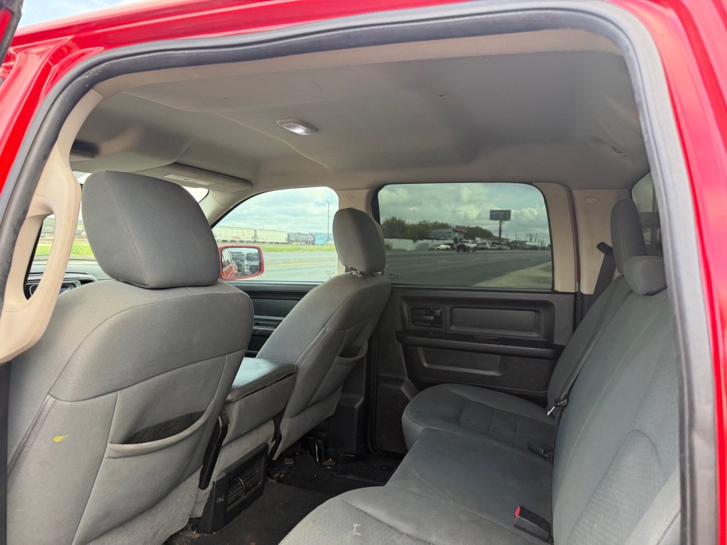 Used 2014 RAM 1500 Express RWD image 7