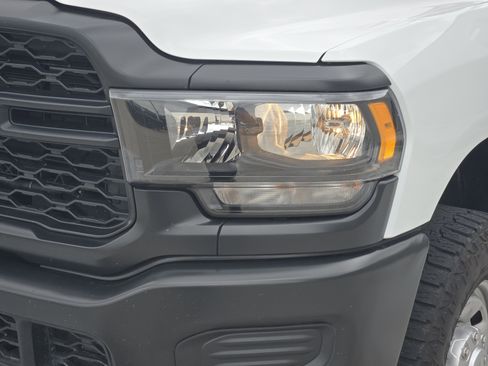 Used 2024 RAM 2500 Tradesman AWD/4WD image 12
