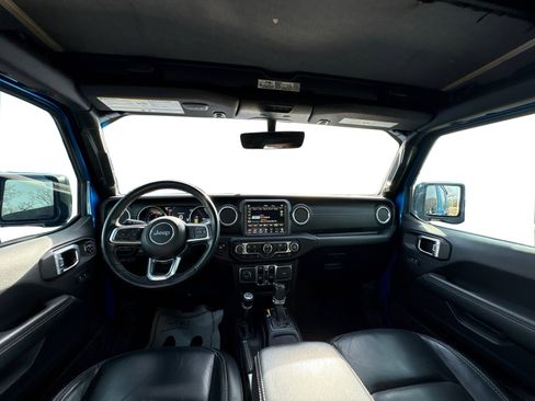 Used 2021 Jeep Wrangler Unlimited Sahara w/ Cold Weather Group image 21