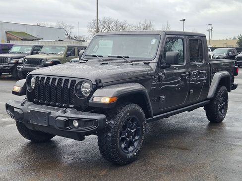 Certified 2023 Jeep Gladiator Willys image 3