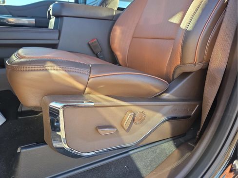 New 2026 Ford F250 King Ranch w/ FX4 Off-Road Package AWD/4WD image 15