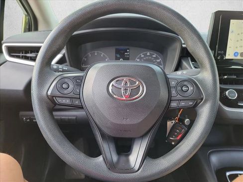 Used 2023 Toyota Corolla LE FWD image 15