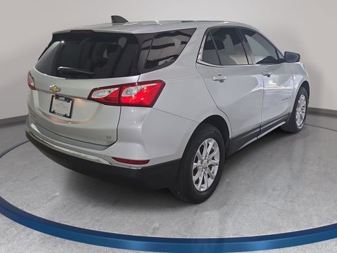 Used 2018 Chevrolet Equinox LT FWD image 6