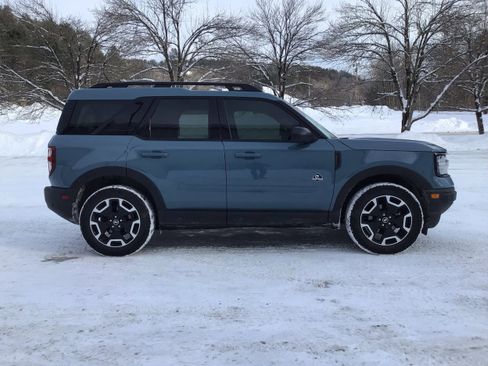 Used 2023 Ford Bronco Sport Outer Banks w/ Tech Package image 9