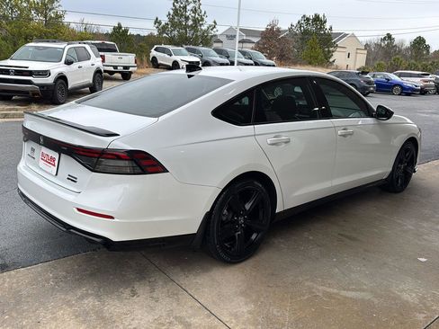 Used 2024 Honda Accord Sport image 5