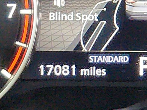 Certified 2023 Nissan Rogue SV image 28