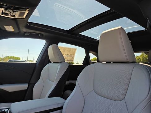 New 2026 Lexus RX 350 image 21