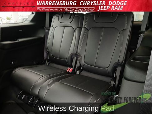 New 2025 Jeep Grand Cherokee L Limited w/ Luxury Tech Group II image 16