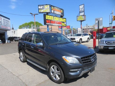 Used 2014 Mercedes-Benz ML 350 4MATIC image 3