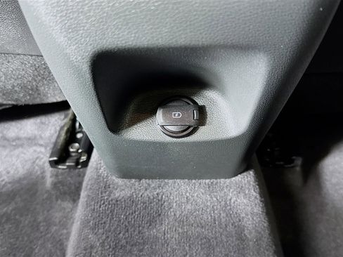 Used 2018 Hyundai Sonata Limited image 29