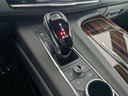 Used 2023 Cadillac Escalade ESV Premium Luxury image 24