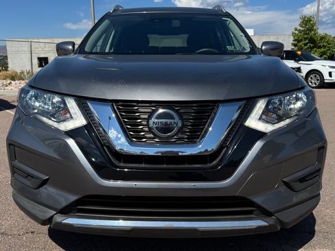 Used 2019 Nissan Rogue SV AWD/4WD image 2