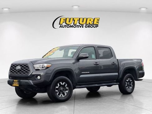 Certified 2021 Toyota Tacoma TRD Off-Road w/ Technology Package AWD/4WD image 10