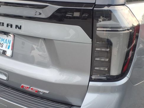 New 2026 Chevrolet Suburban RST w/ Advanced Technology Package AWD/4WD image 9