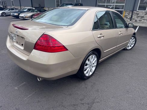 Used 2007 Honda Accord EX image 5