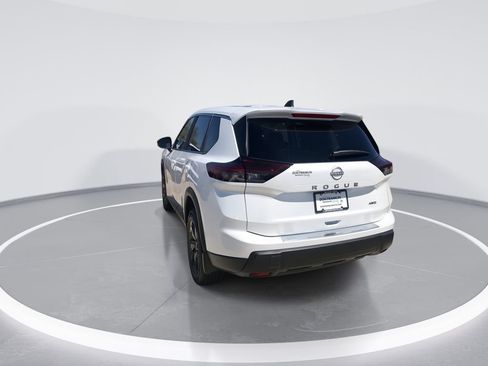 New 2026 Nissan Rogue SV w/ Cold Weather Package AWD/4WD image 6