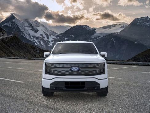 New 2025 Ford F150 Lightning Lariat image 6