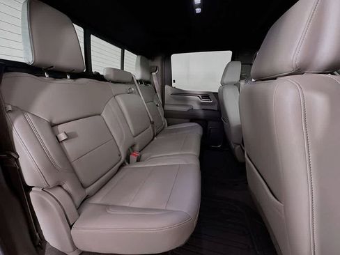 Used 2022 GMC Sierra 1500 SLT w/ SLT Premium Plus Package AWD/4WD image 33