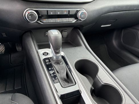 Used 2025 Nissan Altima 2.5 SV image 42