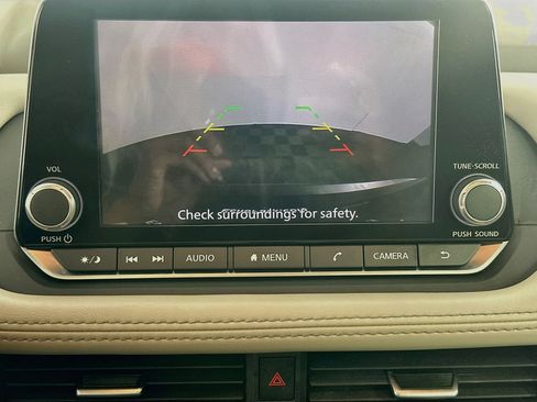 Used 2023 Nissan Rogue SV w/ SV Premium B Package FWD image 22