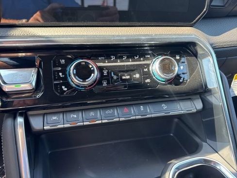 New 2026 GMC Sierra 1500 Denali w/ Denali Reserve Package AWD/4WD image 31