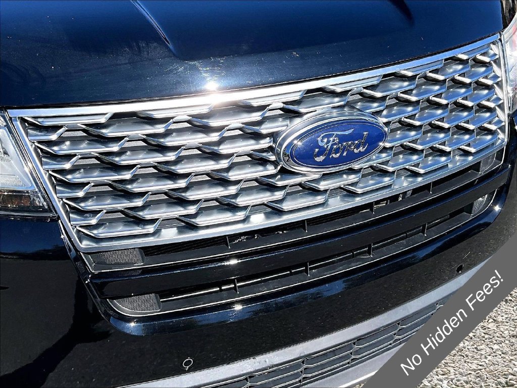 Used 2018 Ford Explorer XLT w/ Equipment Group 202A AWD/4WD image 27