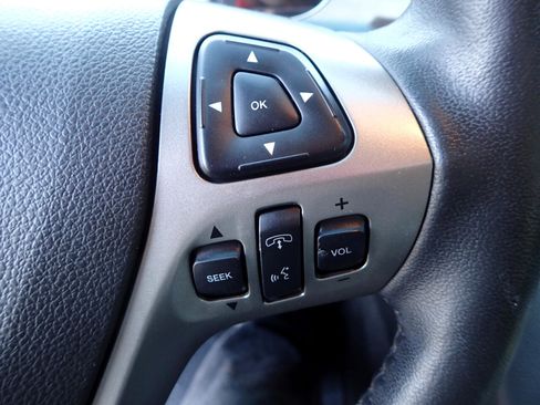 Used 2016 Ford Taurus Limited image 15