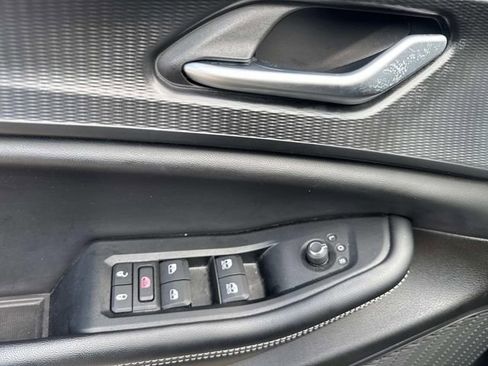 Used 2023 Jeep Grand Cherokee L Laredo RWD image 37