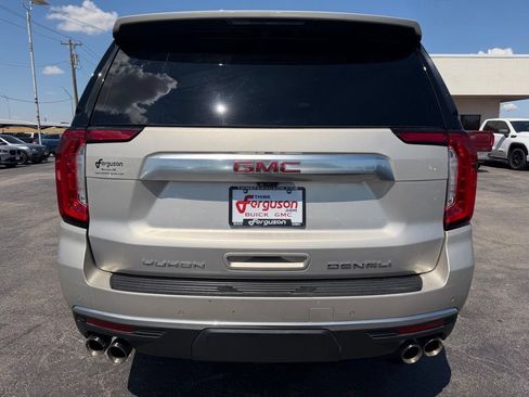 Used 2023 GMC Yukon Denali w/ Denali Reserve Package AWD/4WD image 15