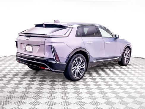 Certified 2024 Cadillac Lyriq Luxury w/ LPO, Floor Liner Package AWD/4WD image 6