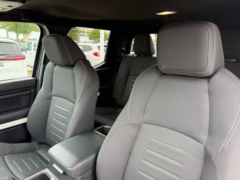 Used 2024 Toyota Tacoma TRD Off-Road AWD/4WD image 10
