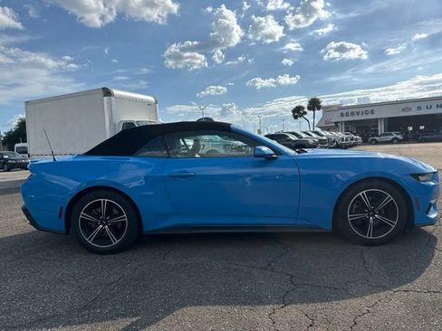 Used 2024 Ford Mustang Premium RWD image 4