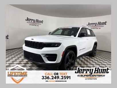 Used 2023 Jeep Grand Cherokee Altitude