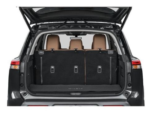 New 2026 Nissan Pathfinder Platinum image 13