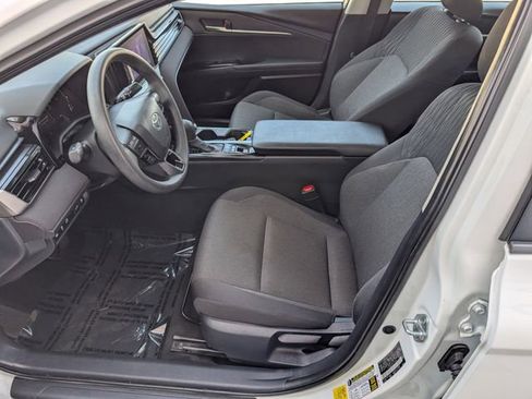 Used 2025 Toyota Camry LE FWD image 2