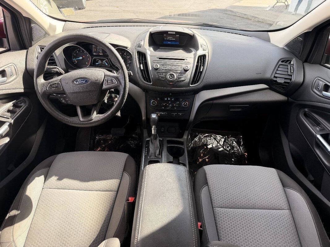 Used 2017 Ford Escape SE AWD/4WD image 11