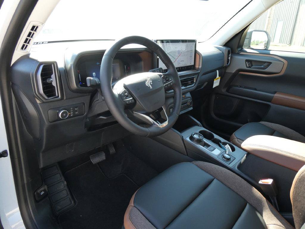 New 2026 Ford Bronco Sport Outer Banks w/ Outer Banks Tech Package+ AWD/4WD image 17