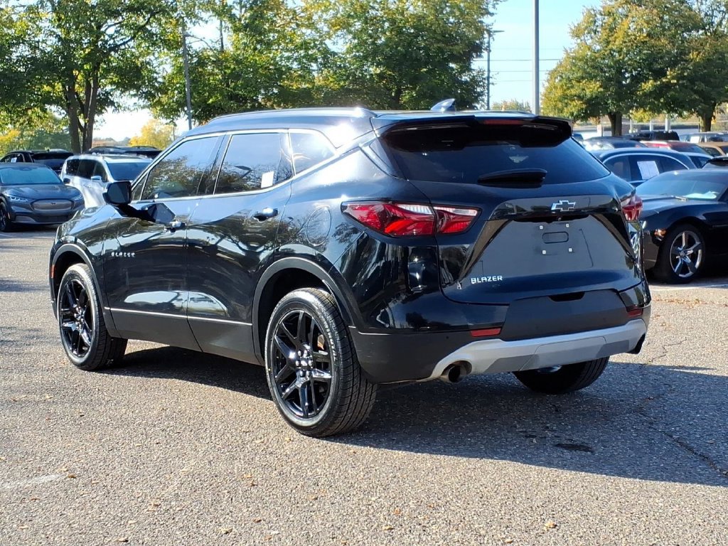 Used 2022 Chevrolet Blazer LT FWD image 3