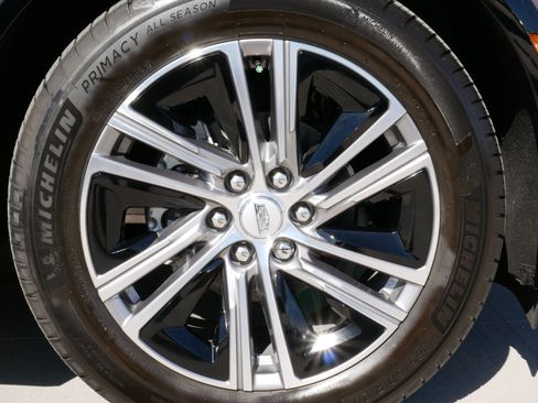 Used 2025 Cadillac Lyriq Luxury image 21