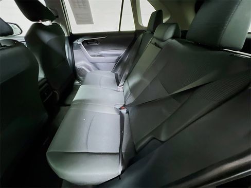 Certified 2024 Toyota RAV4 LE image 21
