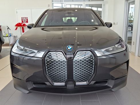 Certified 2025 BMW iX xDrive50 image 2