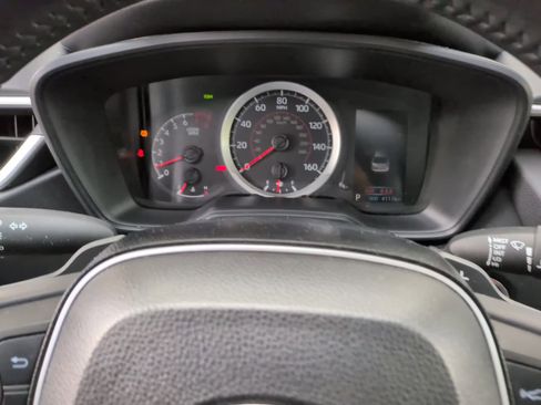 Certified 2021 Toyota Corolla SE w/ SE Premium Package image 23